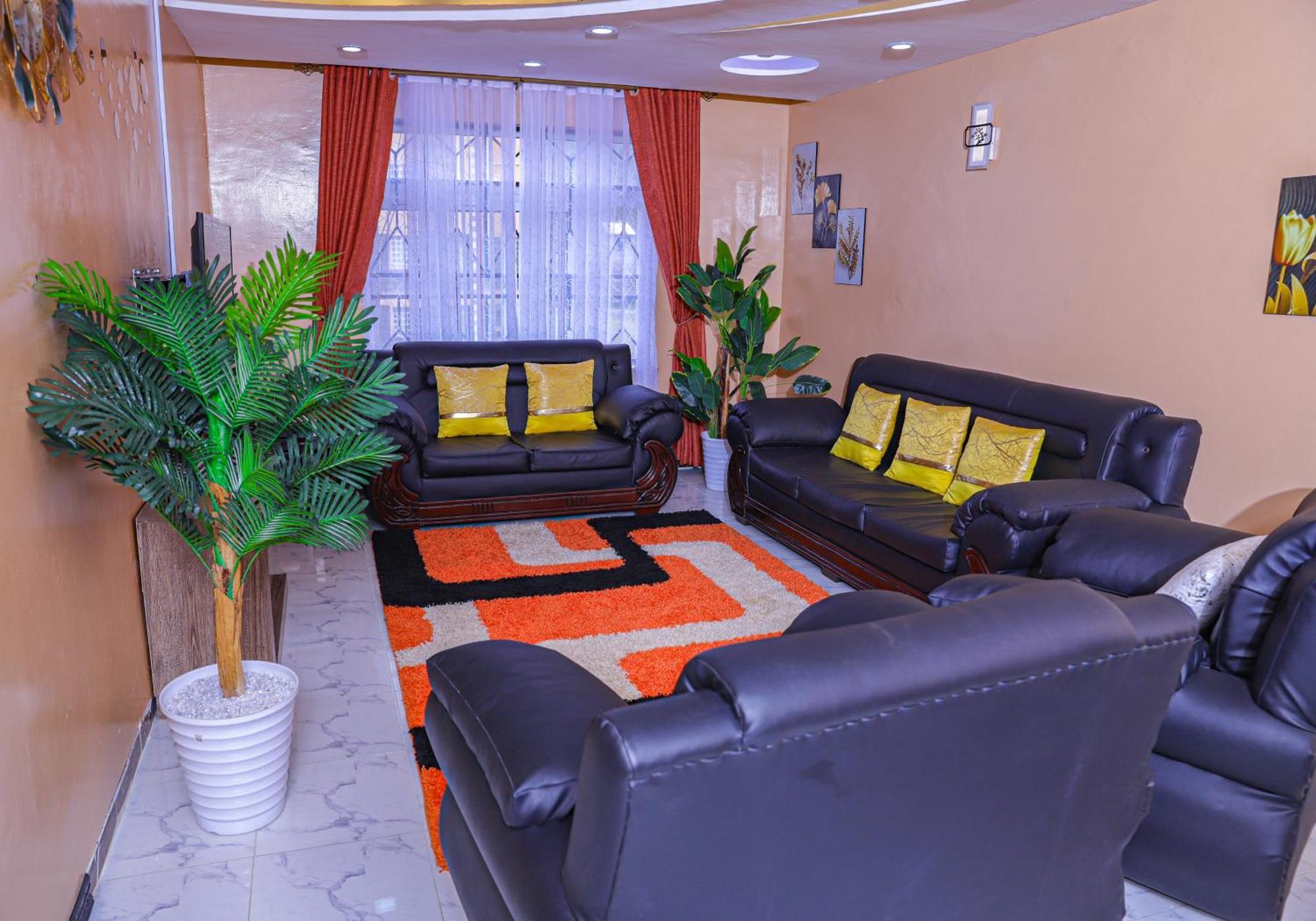 Milimani Apartment Nakuru Comfy Homestays Екстер'єр фото